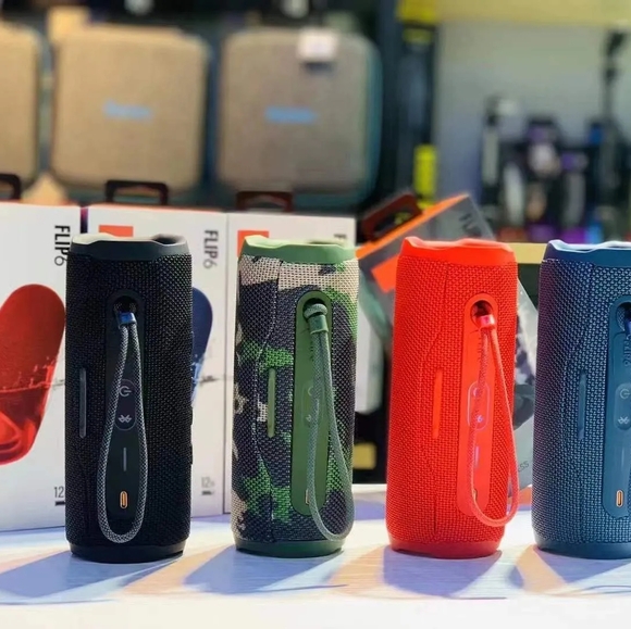 JBL Flip 6 Portable Bluetooth Speaker - Black